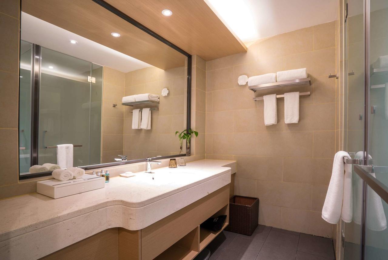 Ramada Encore Jintang Чэнду Экстерьер фото